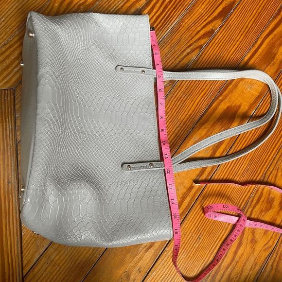 GiGi New York 🐾  TEDDIE TOTE Nude Embossed Python Leather, MSRP $365 - Picture 14 of 14